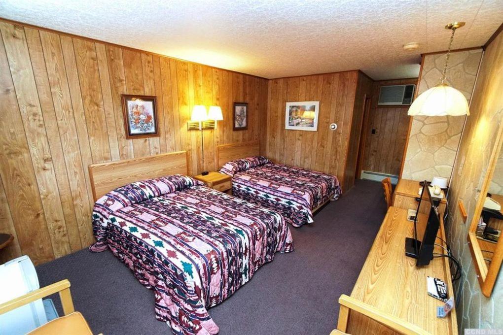 Red Ranch Inn Catskill Bagian luar foto