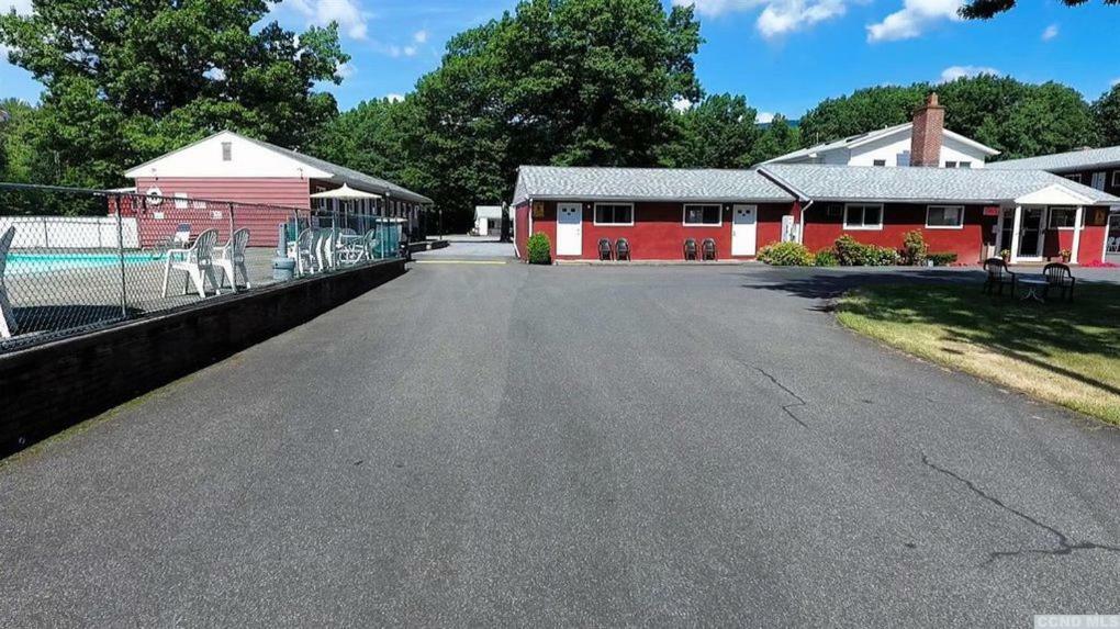 Red Ranch Inn Catskill Bagian luar foto