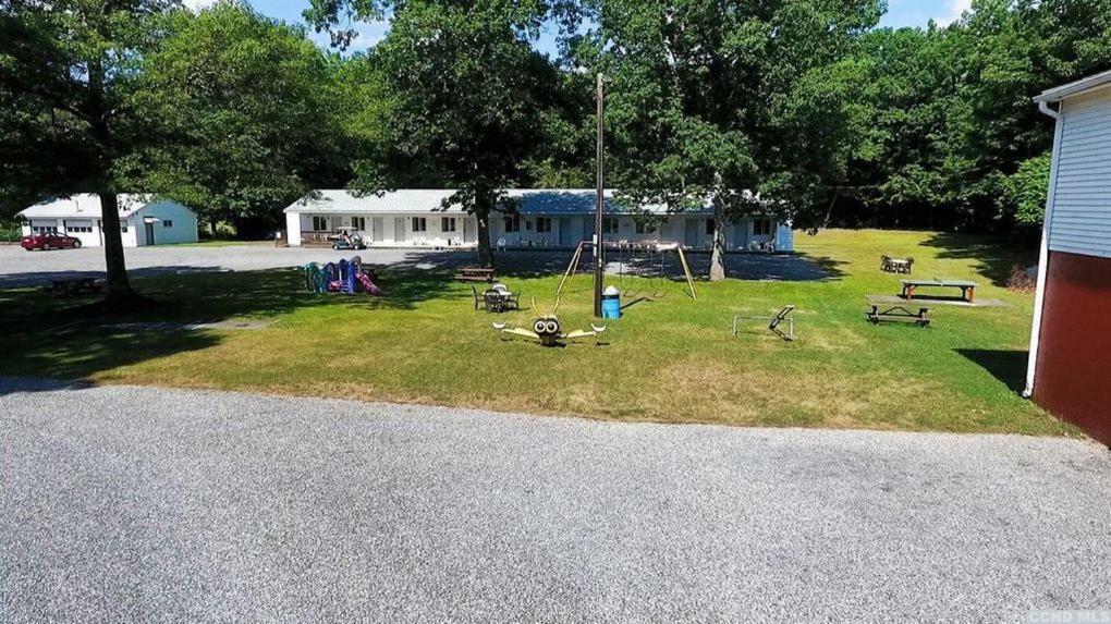 Red Ranch Inn Catskill Bagian luar foto